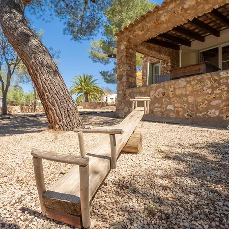 Holiday home Es Nou
