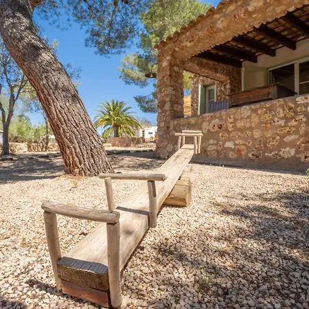 Holiday home Es Nou
